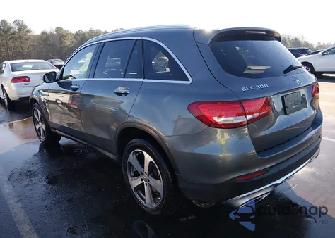 2016 Mercedes-Benz Glc 300 from USA, damaged, VIN WDC0G4JBXGF006411